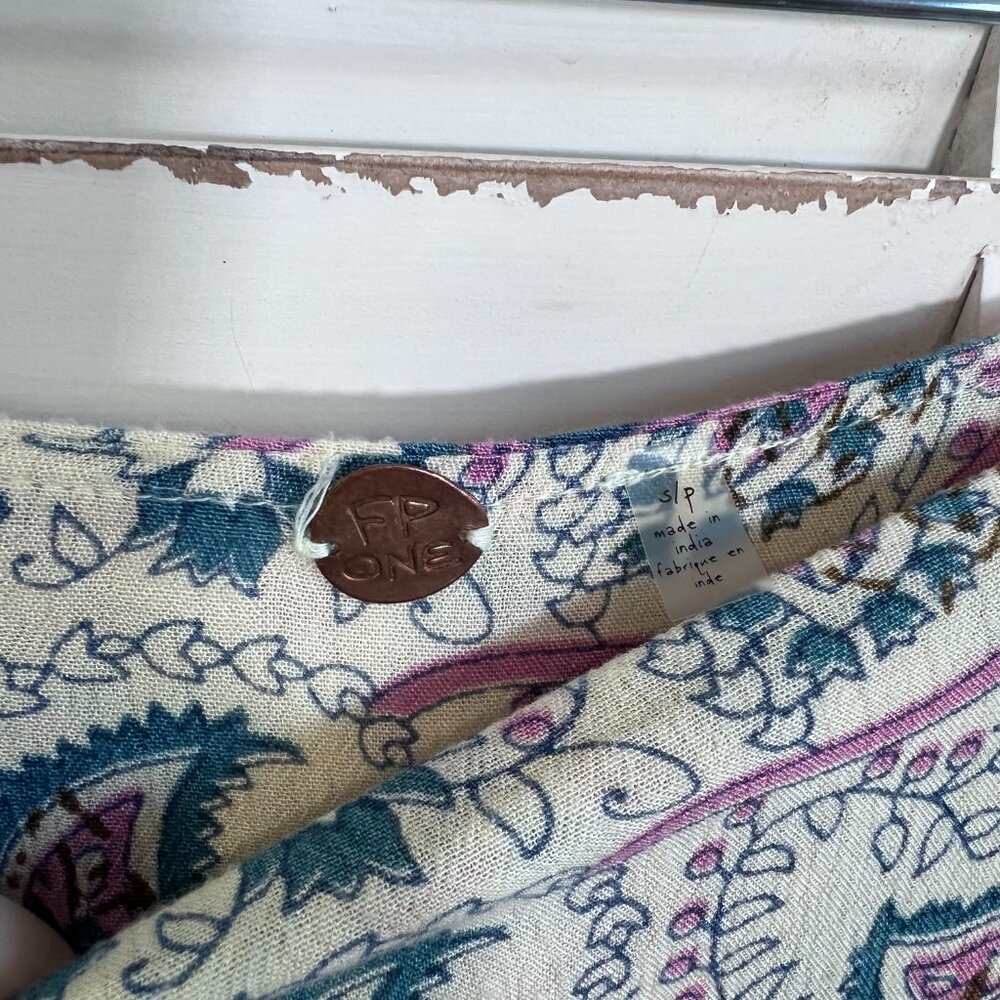 FREE PEOPLE ONE WIDE LEG PAISLY FLOWY PANTS - Picture 3 of 8